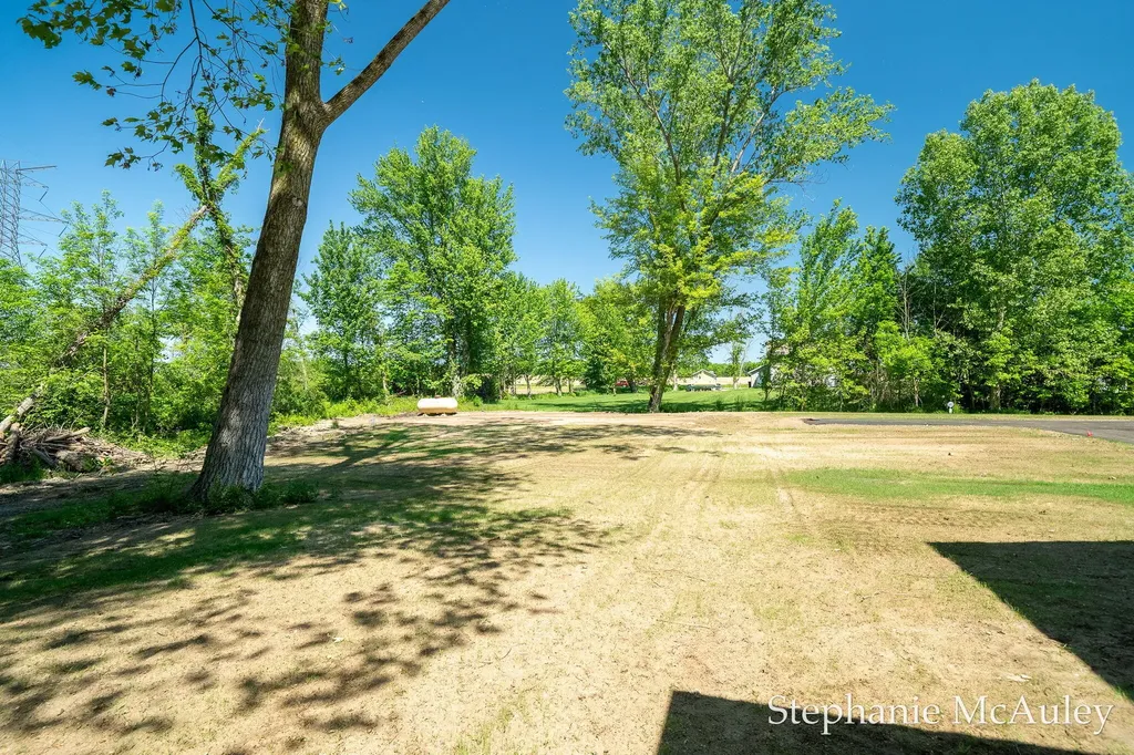 5739 130th Avenue Manlius Township MI 49408