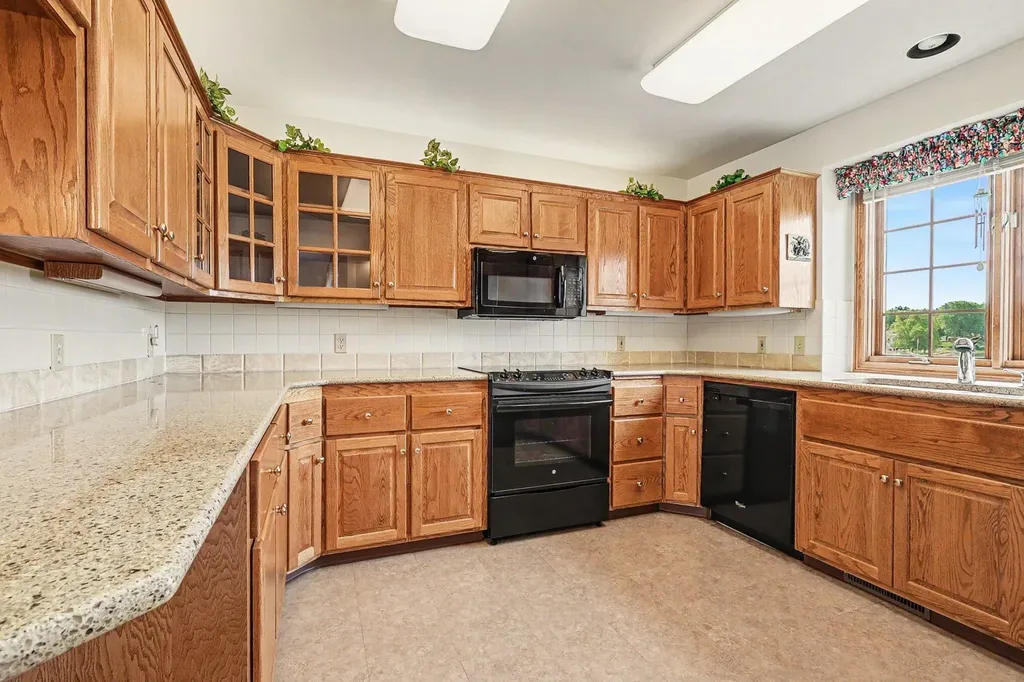 9112 Bluff Lake Street Zeeland Charter Township MI 49464