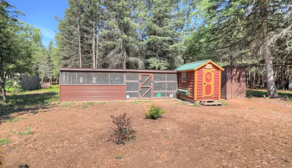 17885 Mckinley Road Colfax Township MI 49307