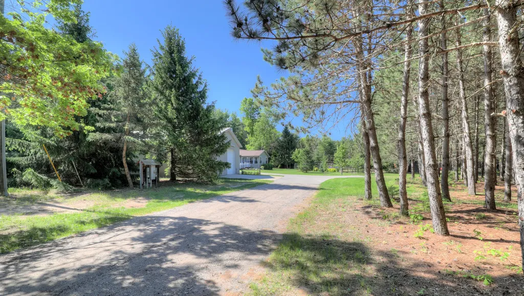 17885 Mckinley Road Colfax Township MI 49307