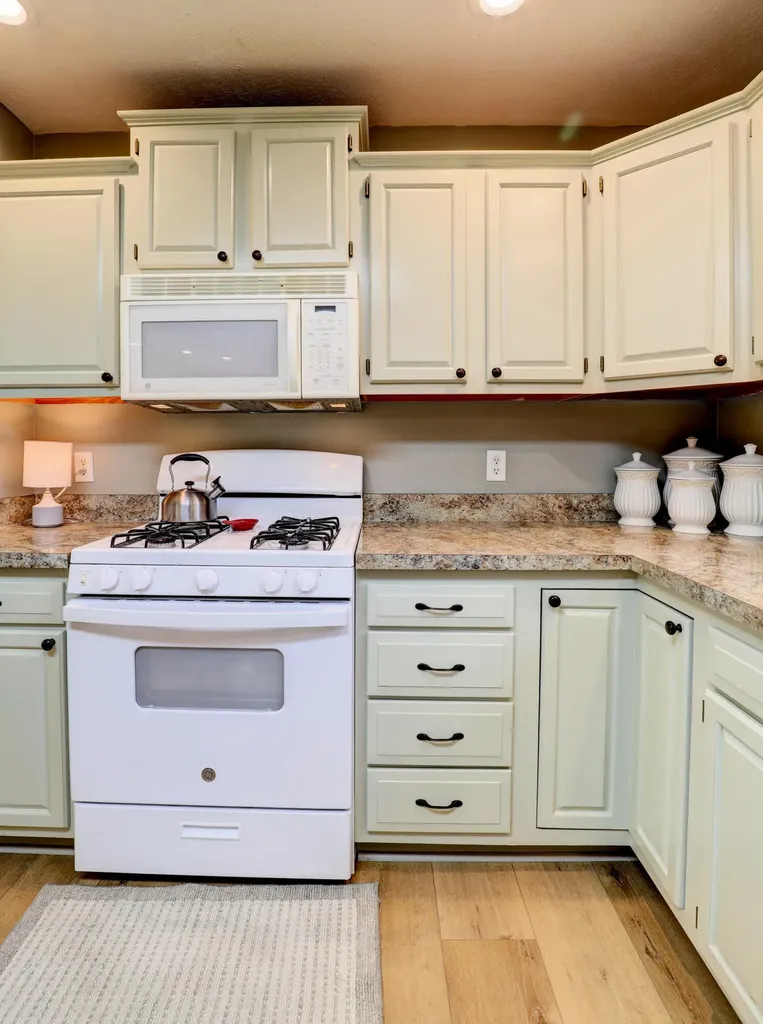 17885 Mckinley Road Colfax Township MI 49307