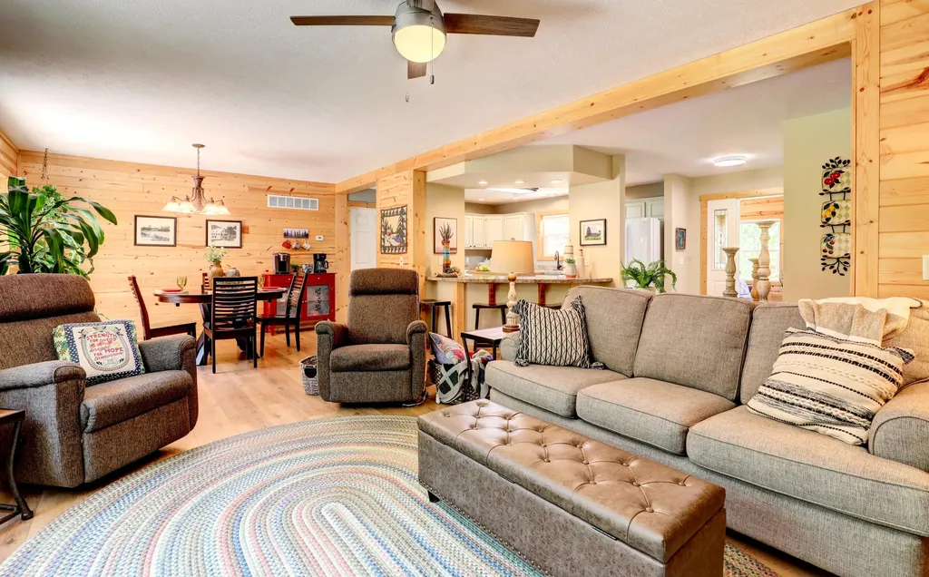 17885 Mckinley Road Colfax Township MI 49307