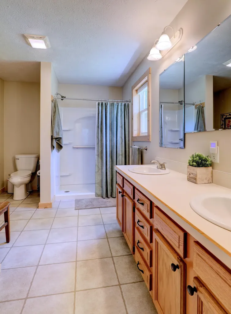 17885 Mckinley Road Colfax Township MI 49307