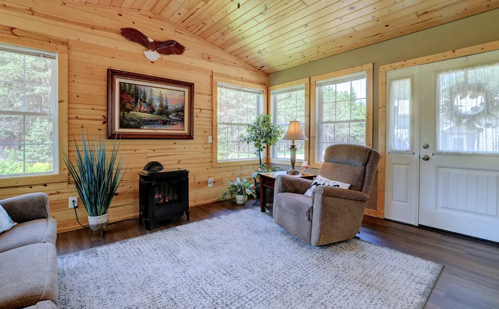 17885 Mckinley Road Colfax Township MI 49307