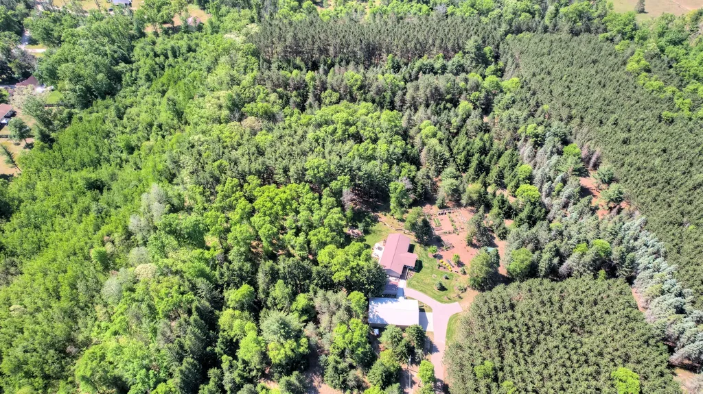 17885 Mckinley Road Colfax Township MI 49307