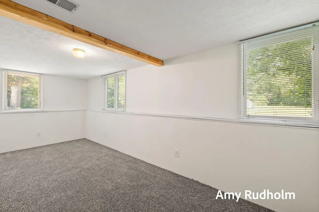 9262 Leonard Street Polkton Charter Township MI 49404