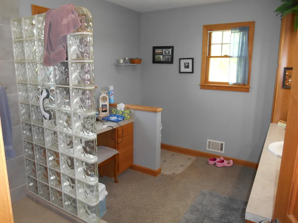 1287 56th Avenue Zeeland Charter Township MI 49464