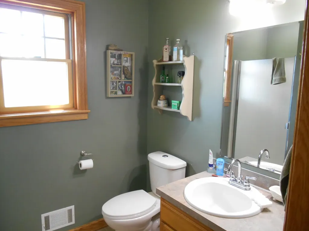 1287 56th Avenue Zeeland Charter Township MI 49464