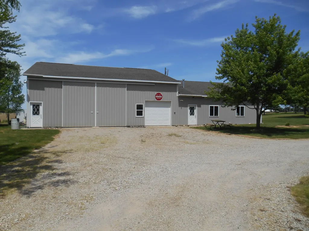 1287 56th Avenue Zeeland Charter Township MI 49464