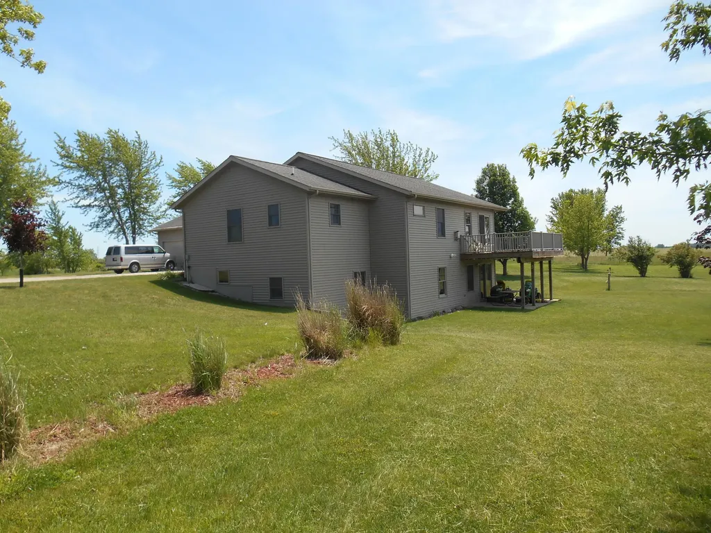 1287 56th Avenue Zeeland Charter Township MI 49464