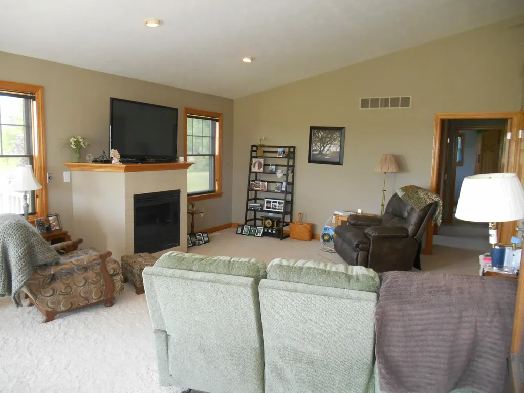 1287 56th Avenue Zeeland Charter Township MI 49464