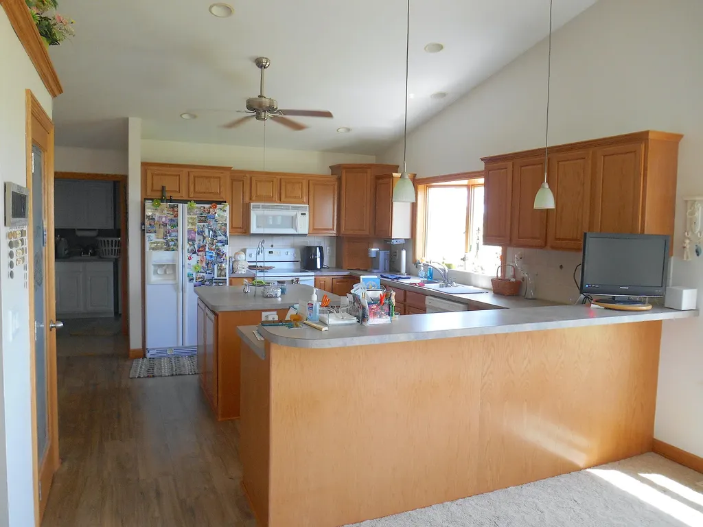 1287 56th Avenue Zeeland Charter Township MI 49464