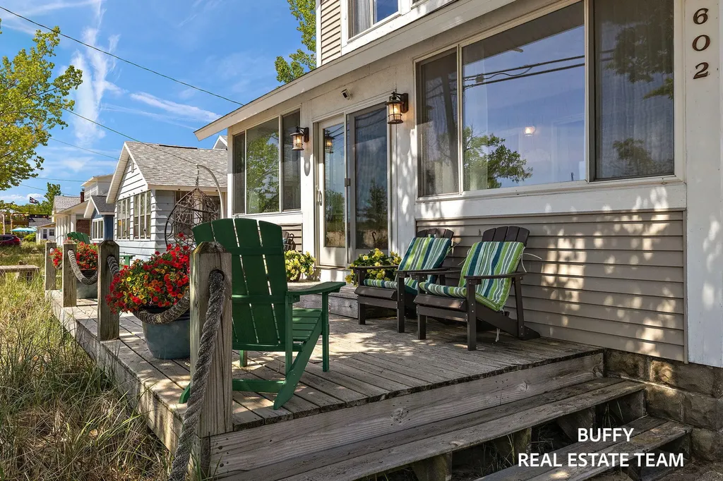 1602 Beach Street Muskegon City MI 49441