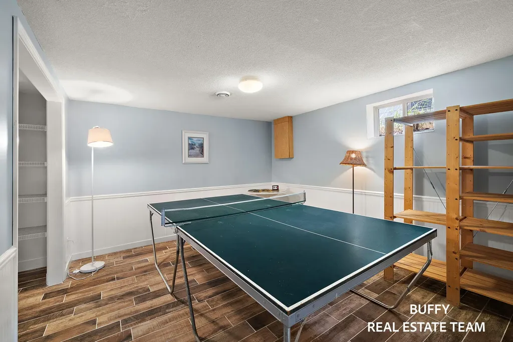 1602 Beach Street Muskegon City MI 49441