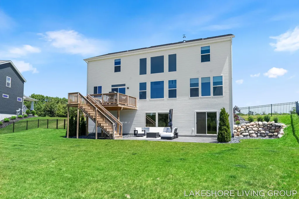 13059 Pine Glen Drive Grand Haven Charter Township MI 49417