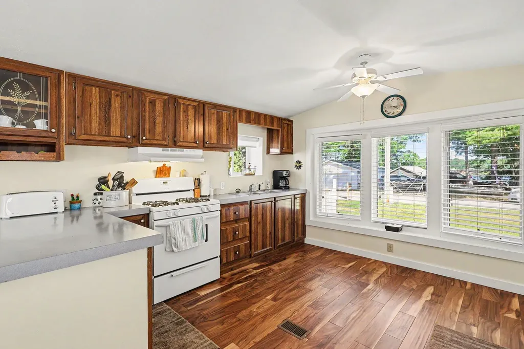 7161 E Lakeshore Drive Colfax Township MI 49459
