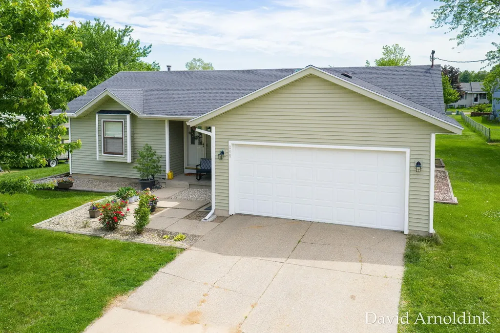 265 Country Club Road Holland City MI 49423