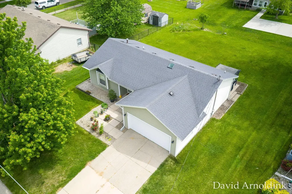 265 Country Club Road Holland City MI 49423