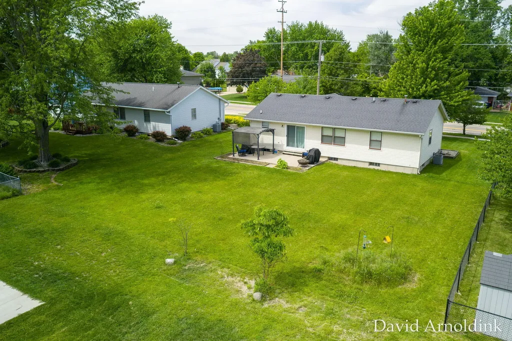 265 Country Club Road Holland City MI 49423