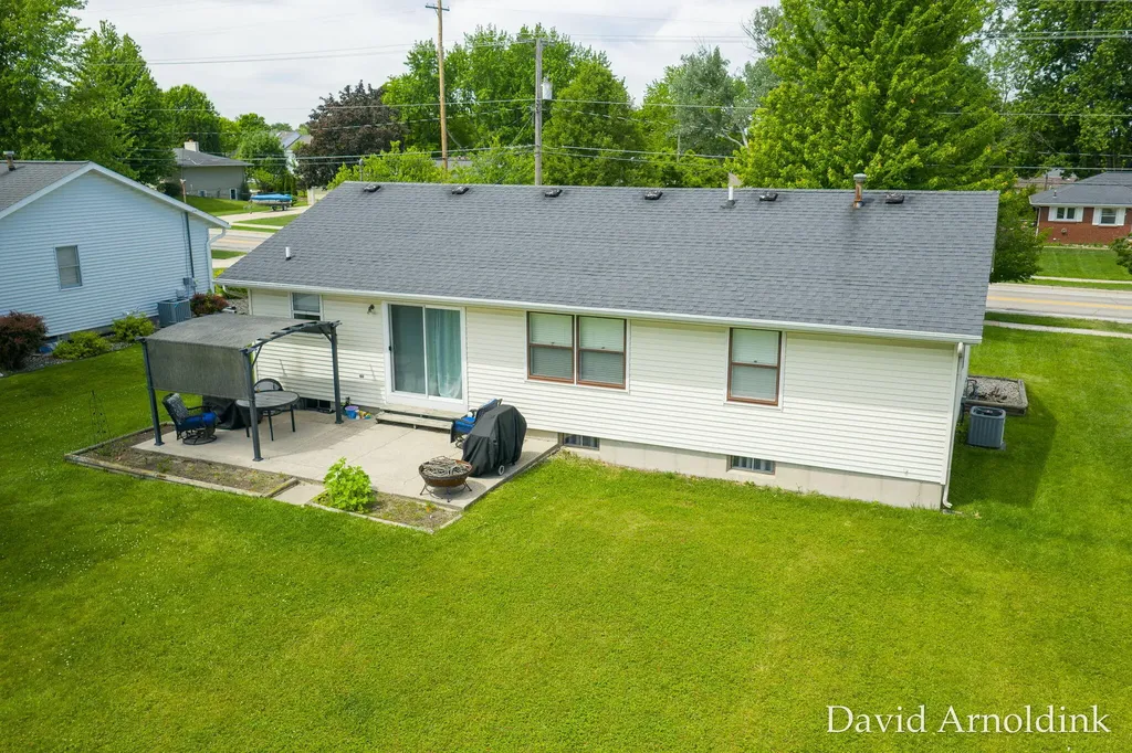 265 Country Club Road Holland City MI 49423