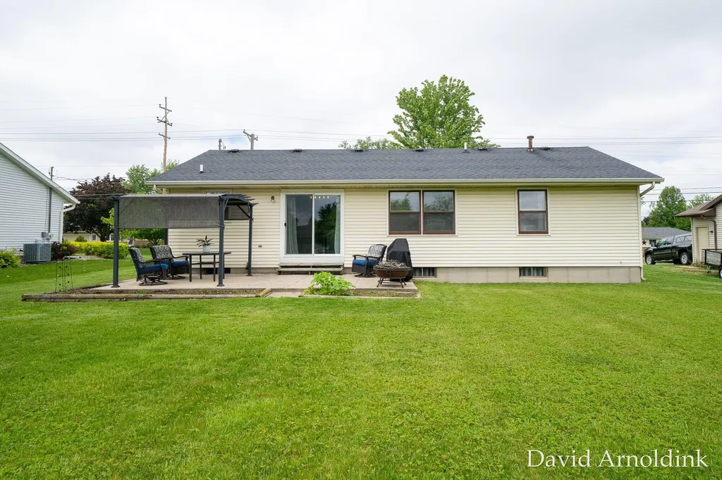 265 Country Club Road Holland City MI 49423
