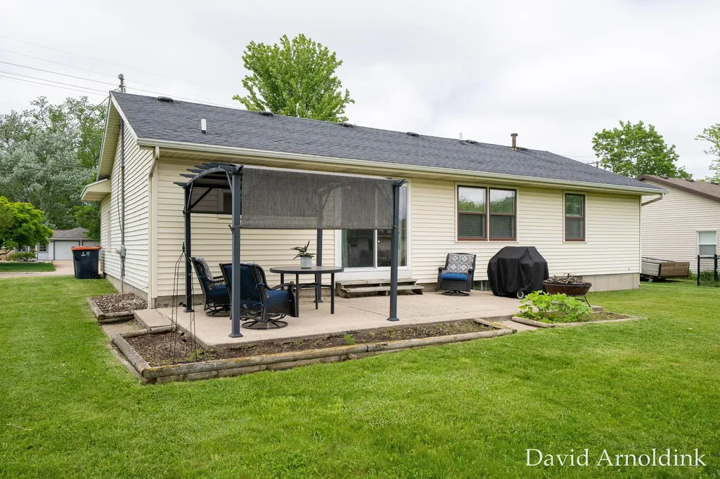 265 Country Club Road Holland City MI 49423