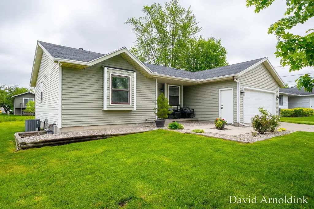 265 Country Club Road Holland City MI 49423