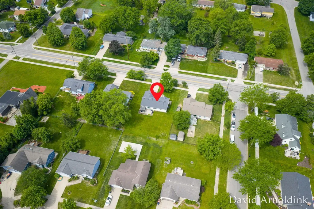 265 Country Club Road Holland City MI 49423