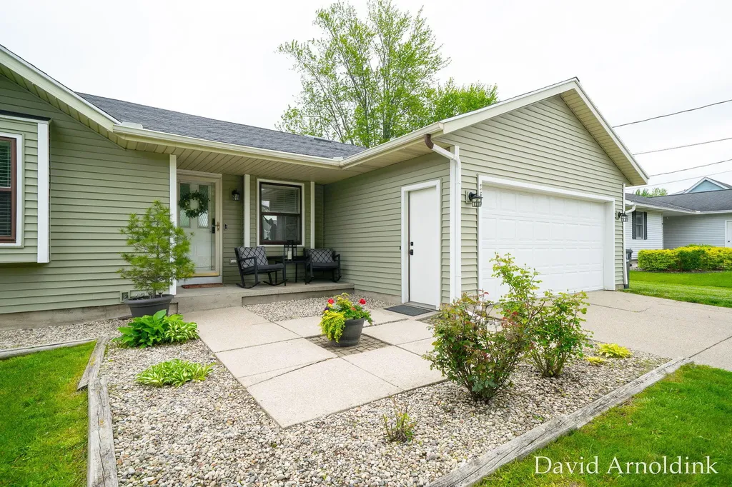 265 Country Club Road Holland City MI 49423