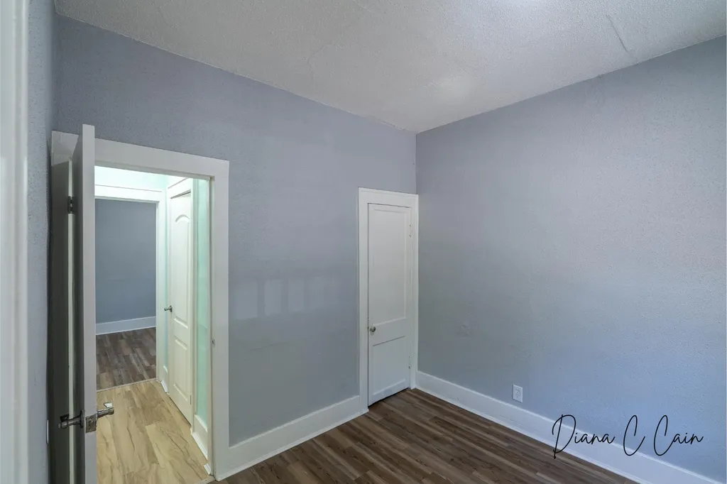 504 Mclaren Street Muskegon City MI 49442