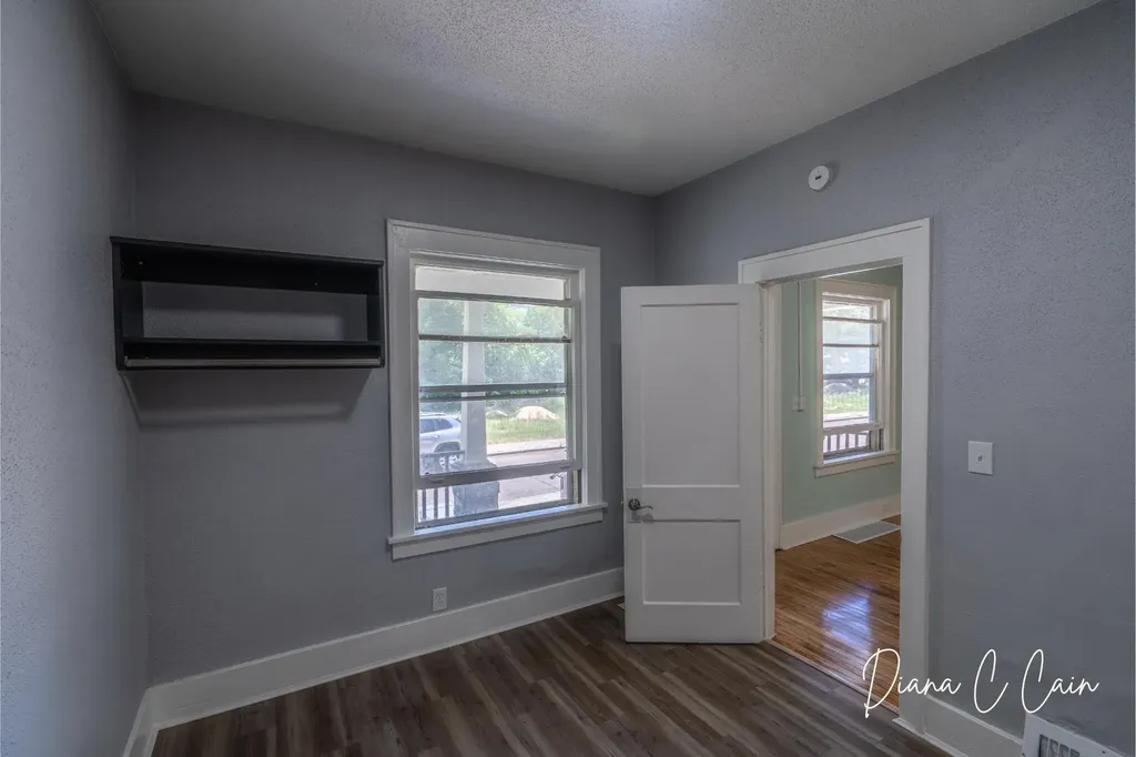 504 Mclaren Street Muskegon City MI 49442