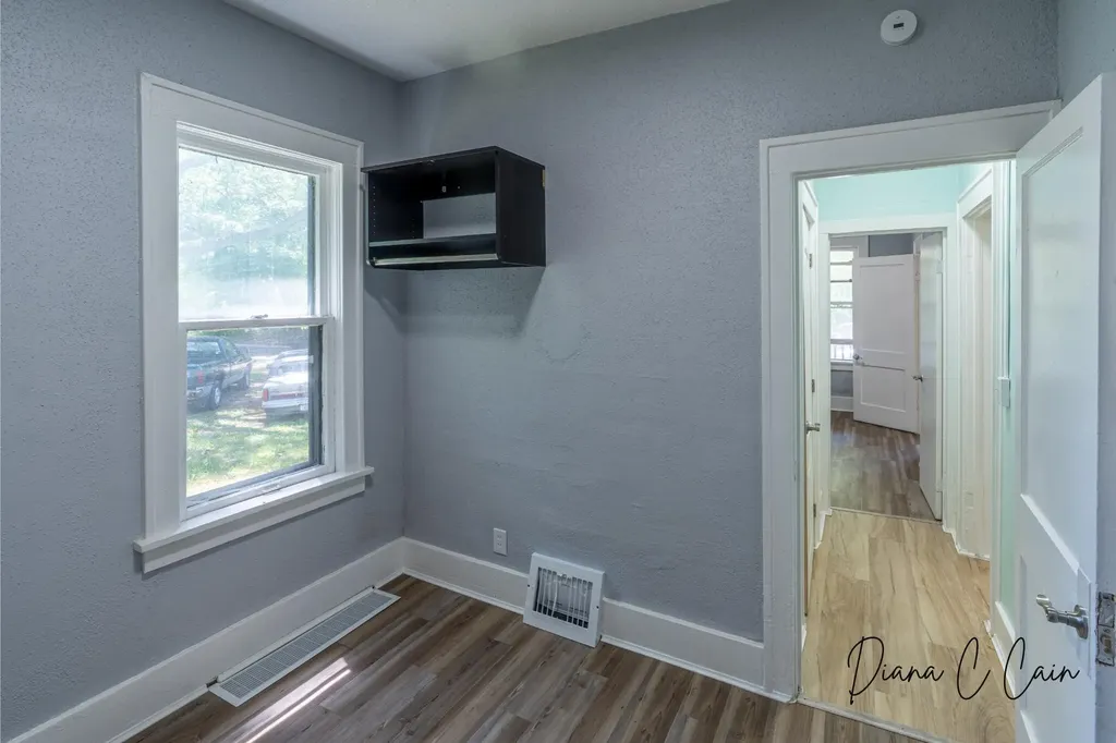 504 Mclaren Street Muskegon City MI 49442
