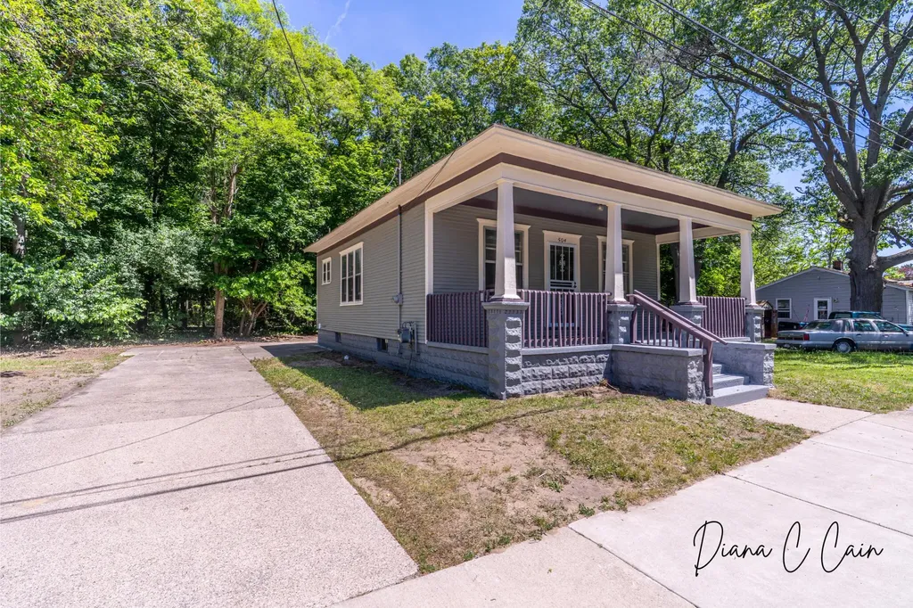 504 Mclaren Street Muskegon City MI 49442