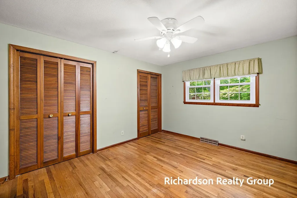 1630 Lee Avenue Fruitport Charter Township MI 49444