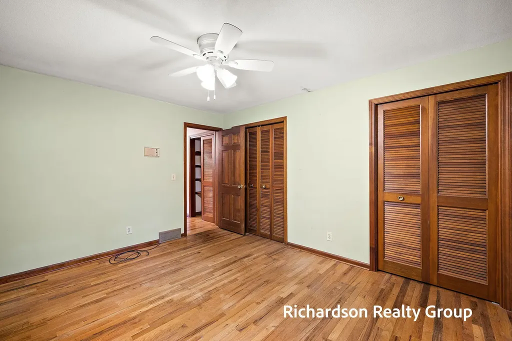 1630 Lee Avenue Fruitport Charter Township MI 49444