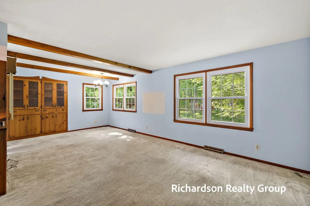 1630 Lee Avenue Fruitport Charter Township MI 49444