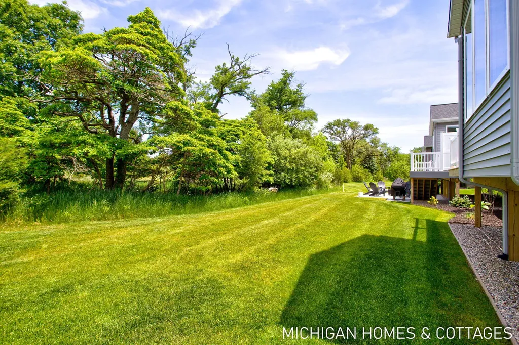 14193 Phoenix Place Holland Charter Township MI 49424