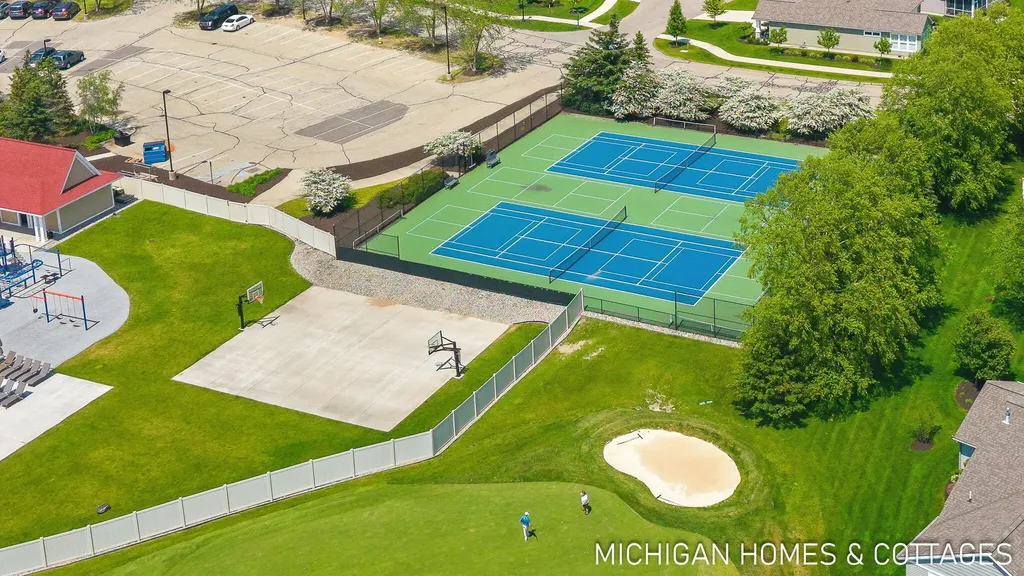 14193 Phoenix Place Holland Charter Township MI 49424