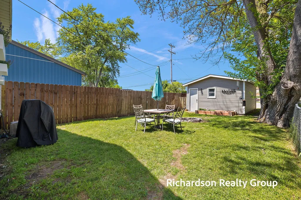 1347 Columbus Avenue Grand Haven City MI 49417