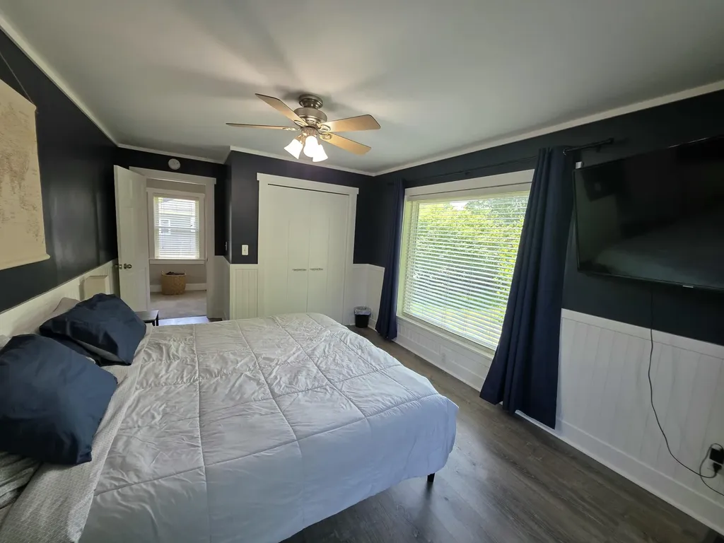 1406 Covell Avenue NW Grand Rapids City MI 49504