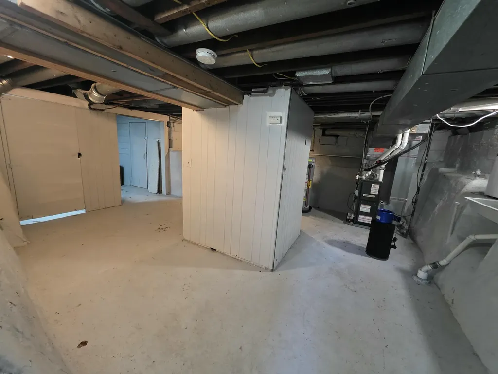 1406 Covell Avenue NW Grand Rapids City MI 49504