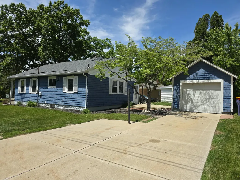 1406 Covell Avenue NW Grand Rapids City MI 49504