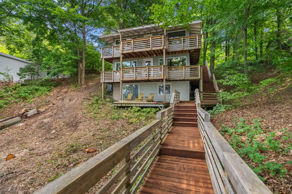 5959 Lake Harbor Road Norton Shores City MI 49441