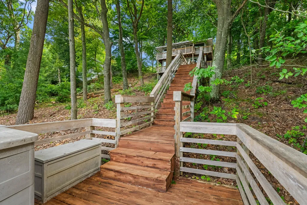 5959 Lake Harbor Road Norton Shores City MI 49441