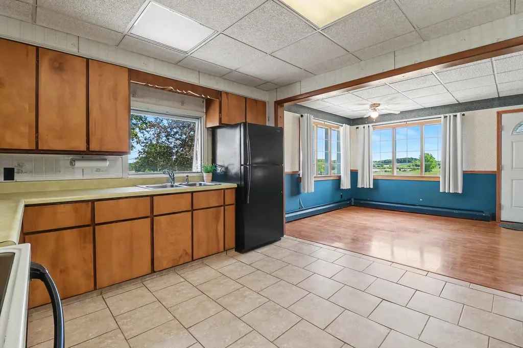 4559 S Maple Island Road Newfield Township MI 49421