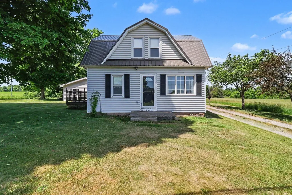 4559 S Maple Island Road Newfield Township MI 49421
