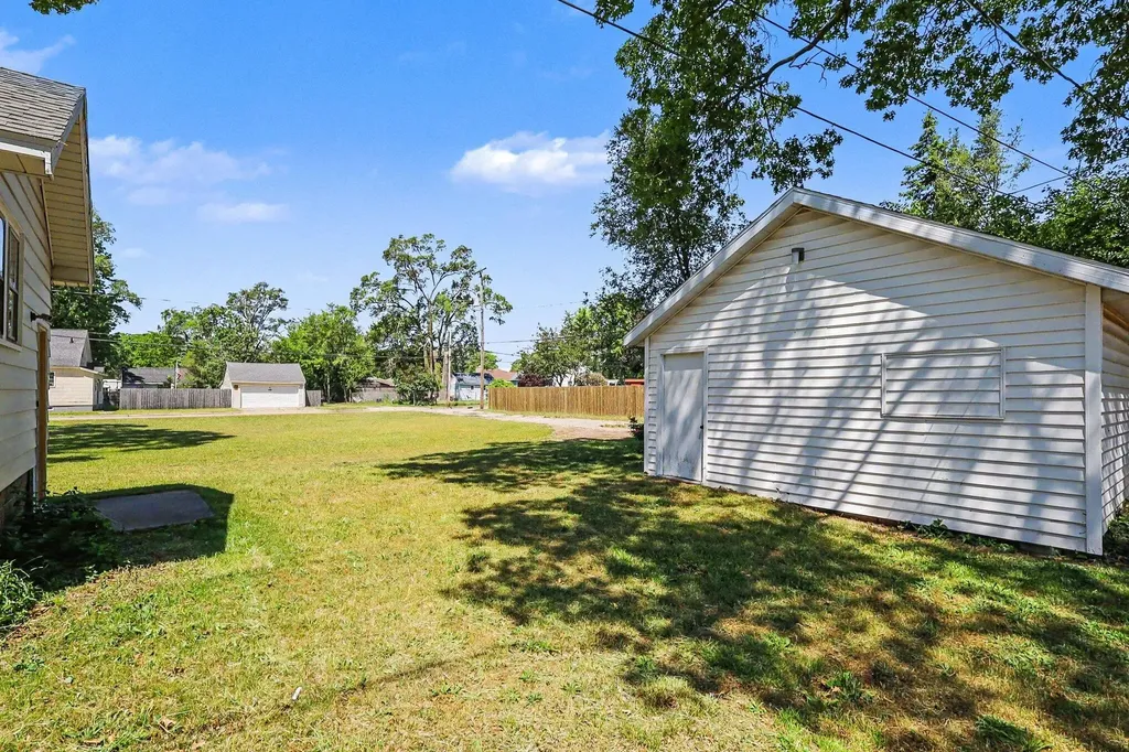 1312 Catherine Avenue Muskegon City MI 49442