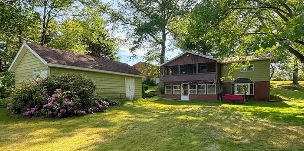 7314 N Central Avenue Merrill Township MI 49312