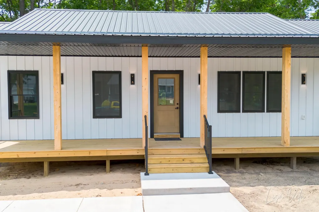 5527 E Samantha Lane Dalton Township MI 49457