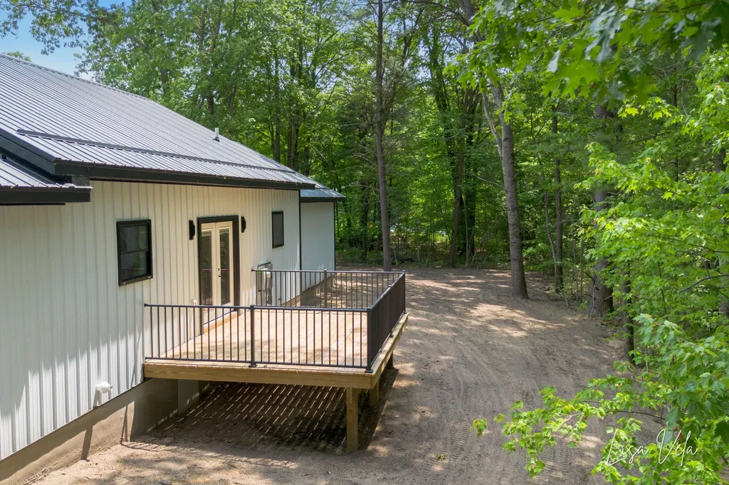 5527 E Samantha Lane Dalton Township MI 49457